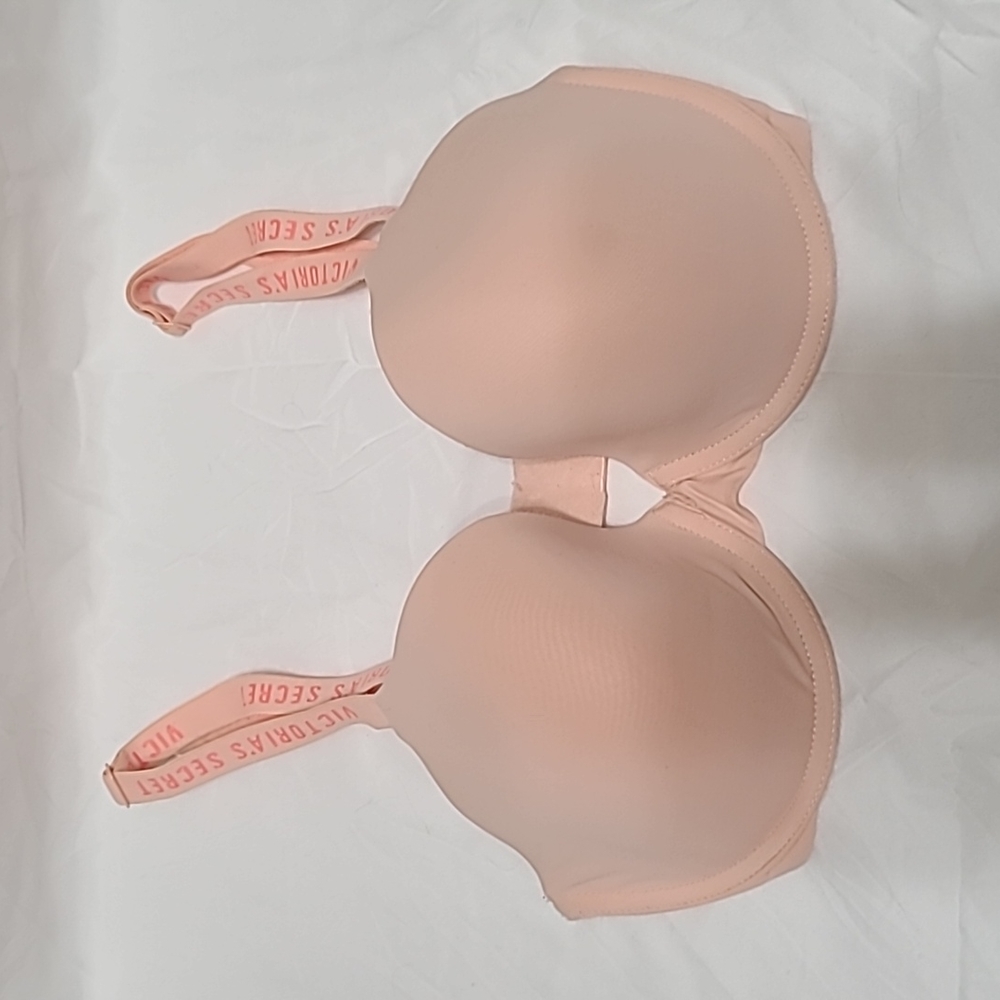 Victoria's Secret t shirt lightly lined demi bra 32dd
